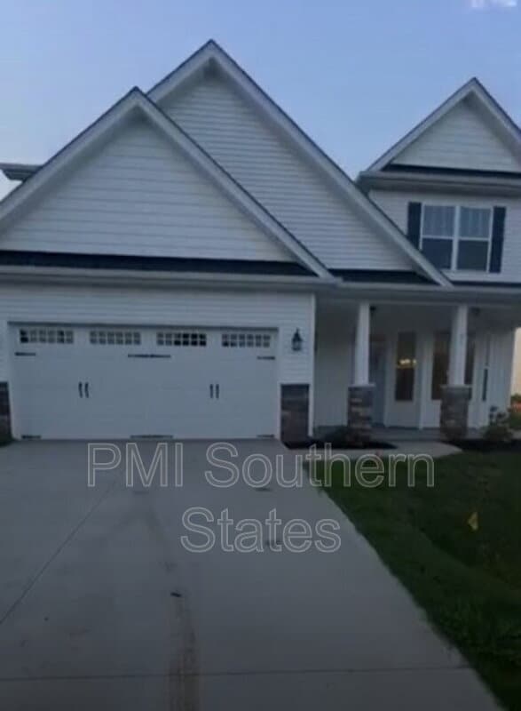 Building Photo - 41 Snowmill Rd Rental