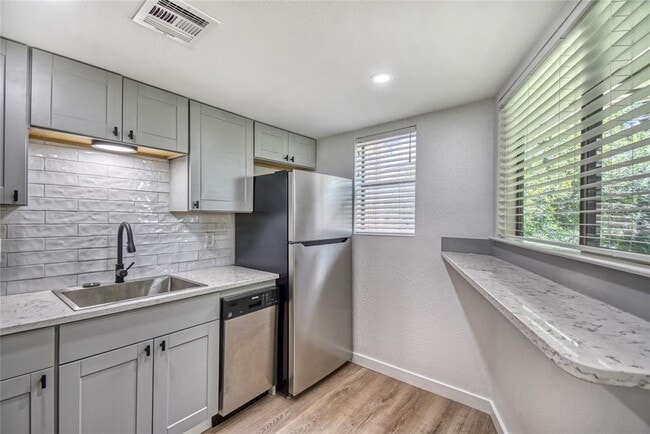 Photo - 2500 Burleson Rd Unit 701