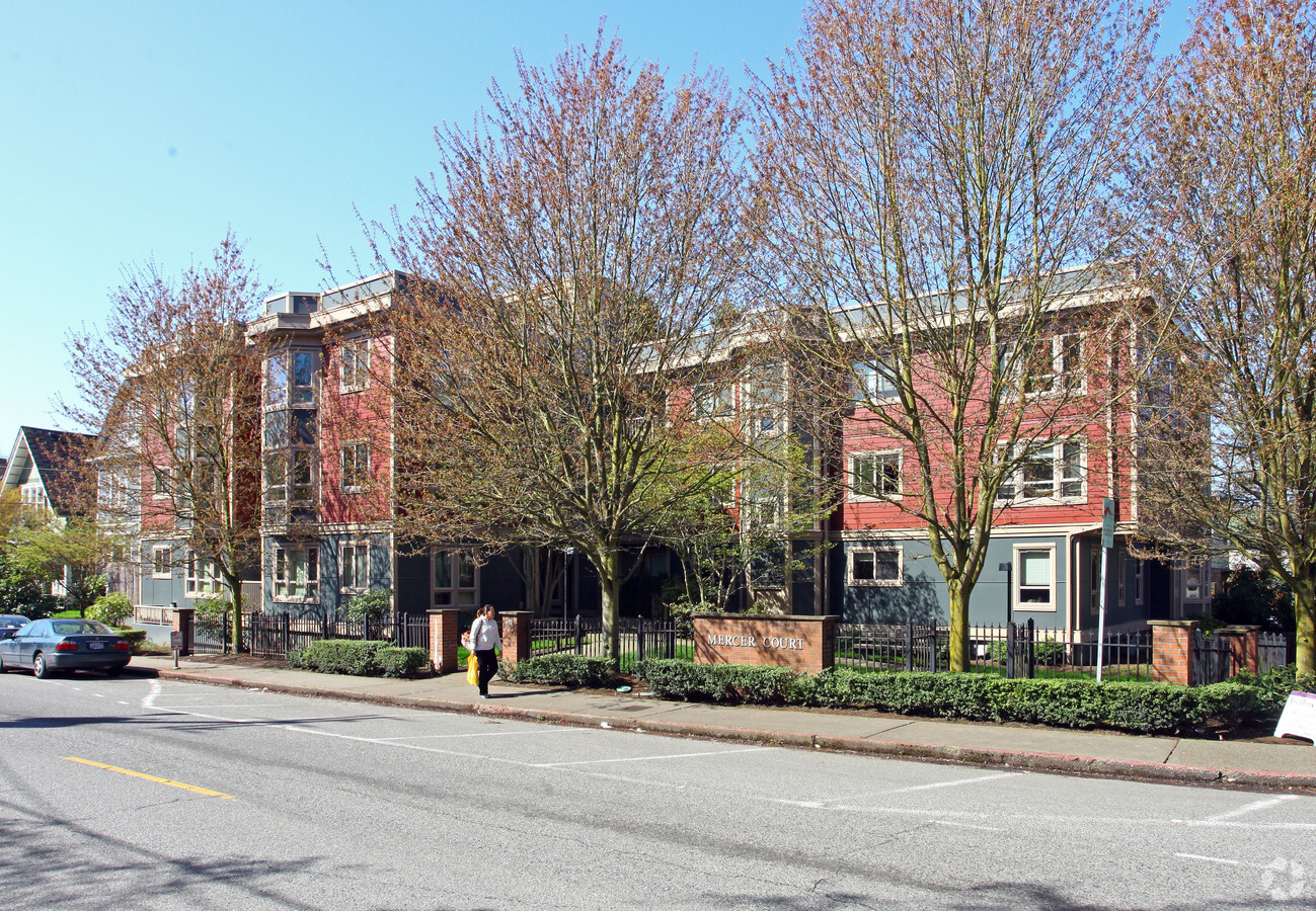 Mercer Court Apartments - Mercer Court Apartments