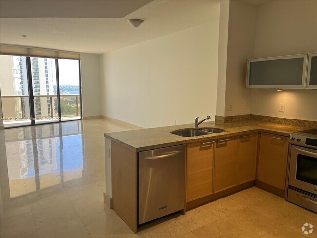 Building Photo - 16275 Collins Ave Unit 2603 Rental