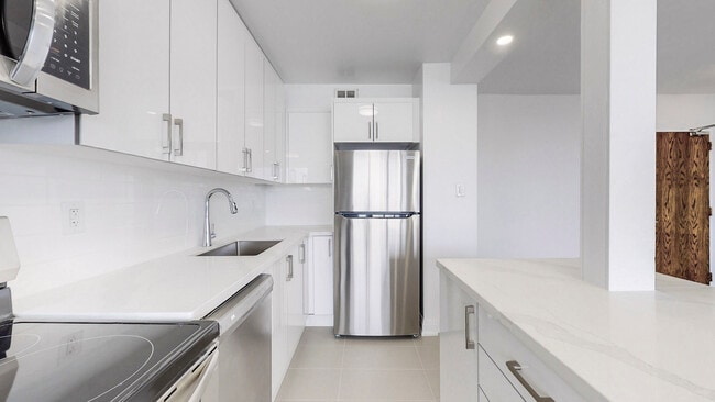 Photo - Rosebury Square