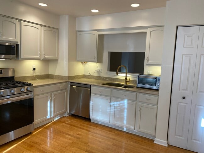 Photo - 7417 Wilma Ln