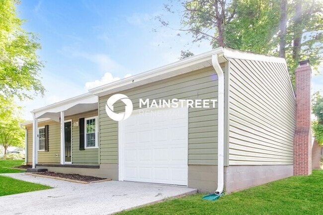 3 Bedroom Pet-Friendly Home in CHARLOTTE, NC with Main Street Renewal