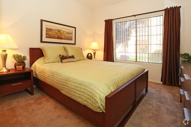 Finisterra Luxury Apartments For In Tucson Az Large Guest Bedrooms Finisterra Luxury Apartments