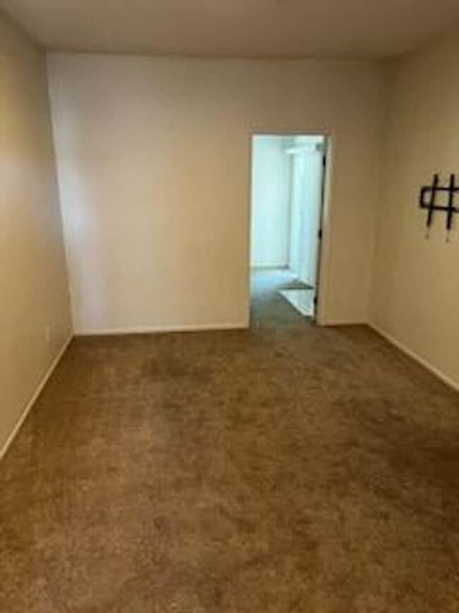 Photo - Upper Unit 2 Bedroom Condo in Gated Commun...