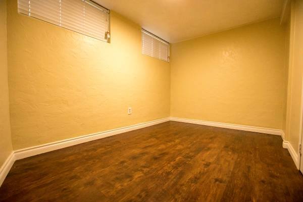 Office - 105 W Tietan St