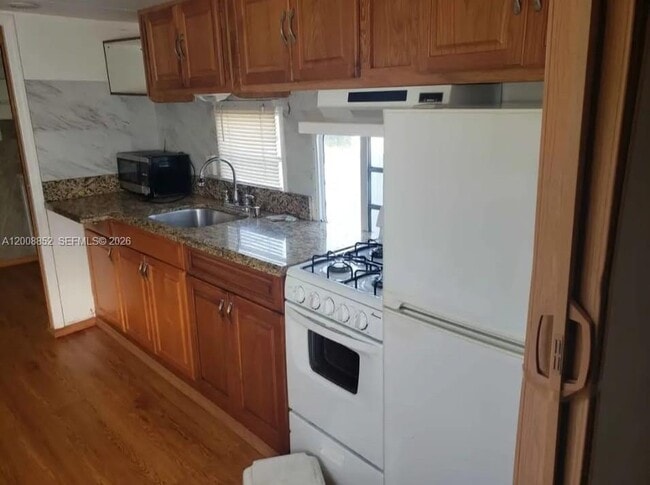 Photo - 1085 NW 185th Ter