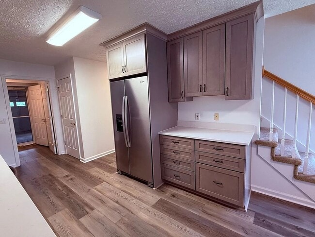 Photo - Gorgeous 3 Bedroom, 3 Bath Pet Friendly