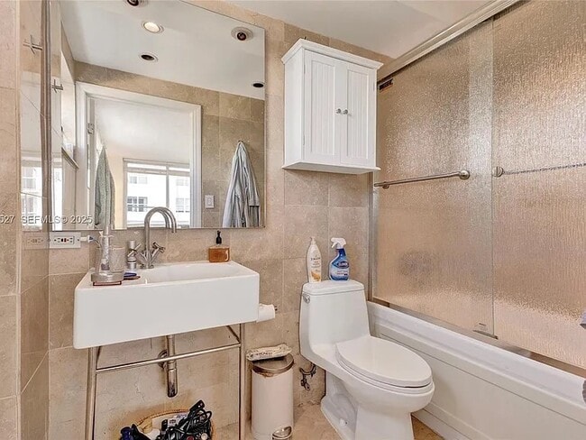 Photo - 5005 Collins Ave Unit 608