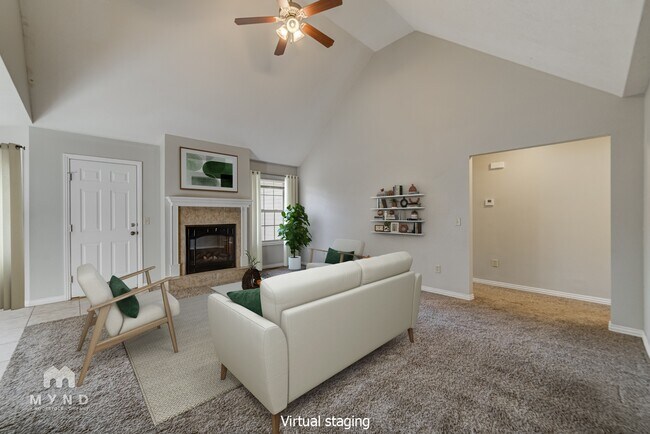 Photo - 112 N Peach Brook