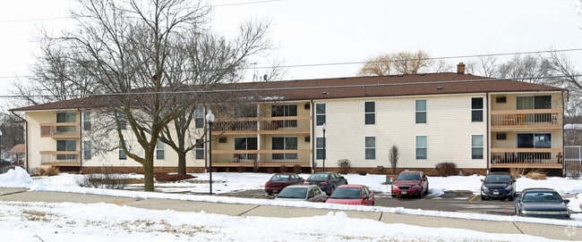 Photo - Fox Point Village