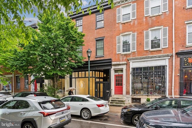 Building Photo - 1108 Pine St Unit 3F