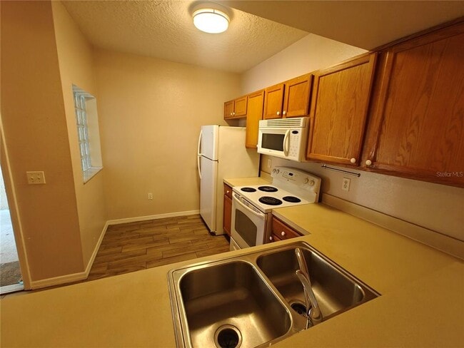 Photo - 6022 Portsdale Pl Unit 102