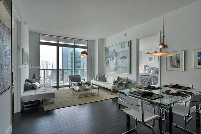 Photo - 55 SE 6th St