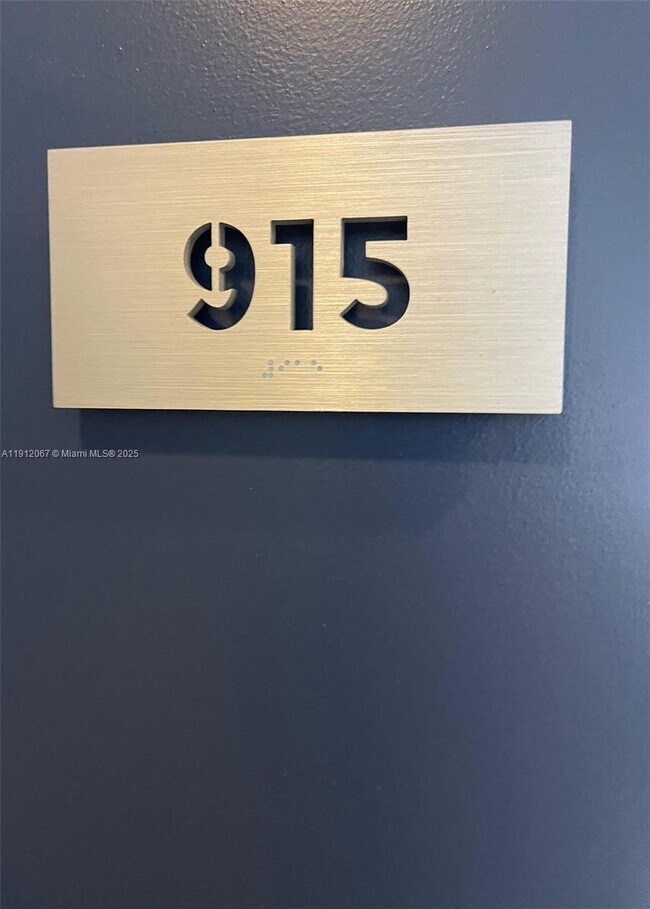 Photo - 1000 West Ave Unidad 915