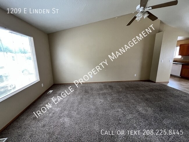 Photo - 1209 E Linden St Apartamento