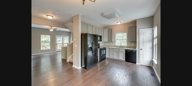 Photo - 618 Huffine Manor Cir