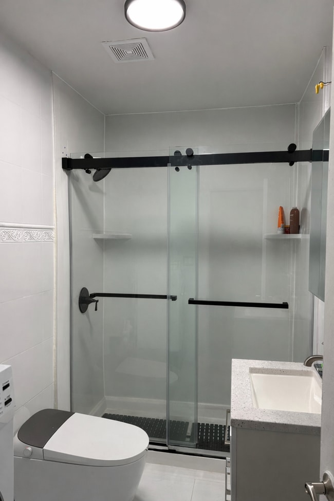 Photo - 25 Gelston Ave