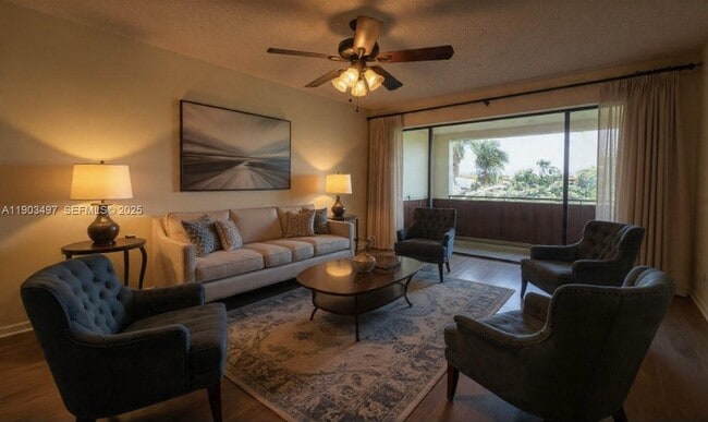 Building Photo - 1891 SW 81st Ave Unit 310