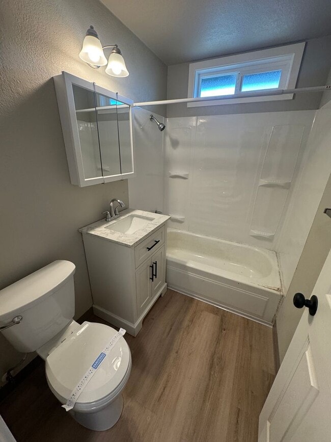 Photo - (248) BeVille - 2 Bedroom / 1 Bathroom - T... Unit 1716-4 (R)