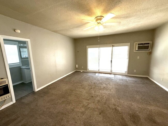 Photo - 226 12th Ave NW