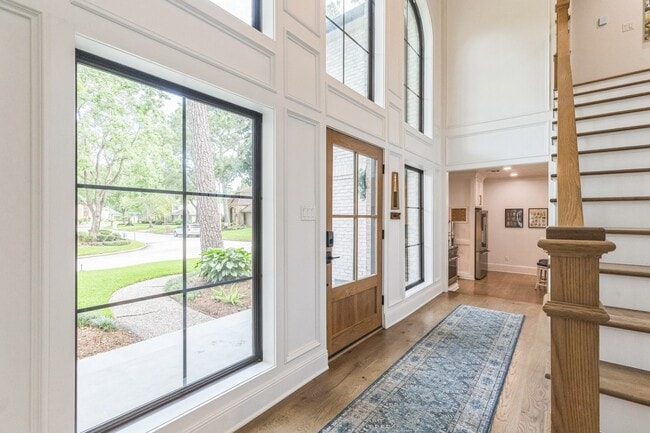 Photo - 4810 Middle Falls Dr