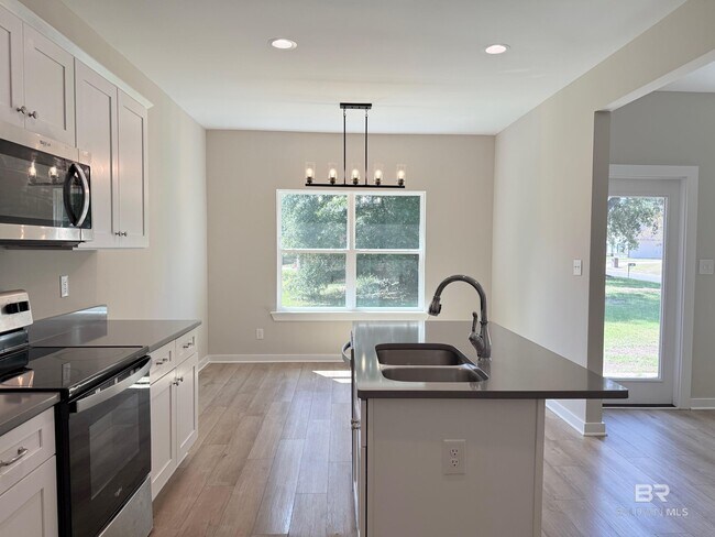 Photo - 121 Marietta St