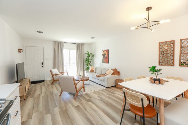 Photo - 9512 18th Bay St