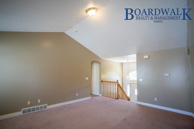 Photo - 4 Bed Home in Quiet S. Weber Neighborhood Near Park