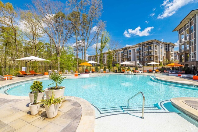 Relaxing Saltwater Pool with Wi-Fi & Sun Shelf - Linz Holly Springs Rental