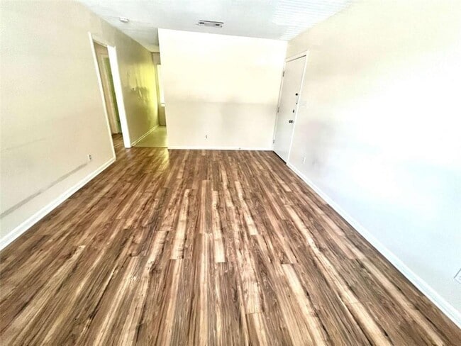 1002 Level Creek Rd Unit 201