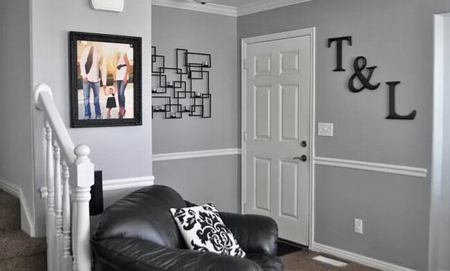 Photo - 3 bedroom Parkside Townhome!