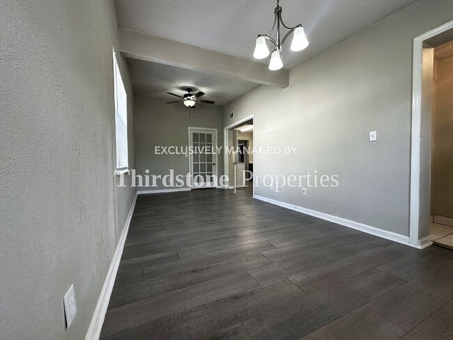 Photo - 5737 Carnation Rd