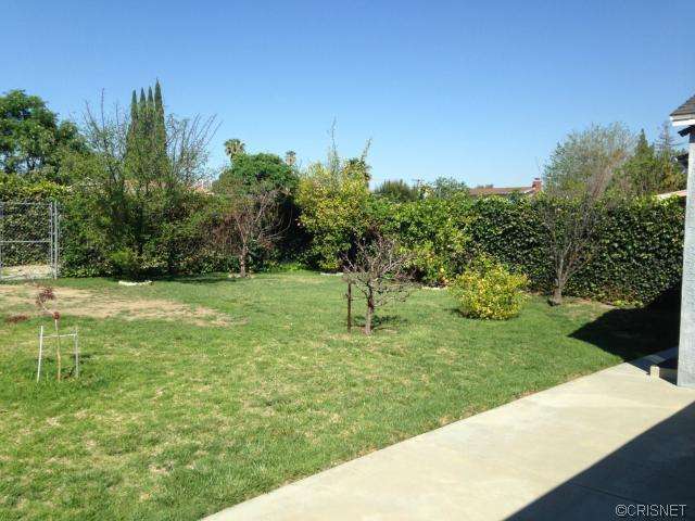 Photo - 18649 Chase St