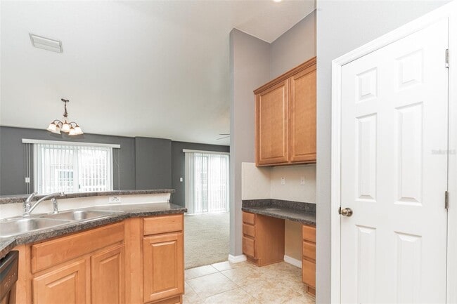 Photo - 6723 Breezy Palm Dr