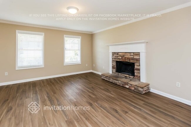 Photo - 143 Stonehenge Dr