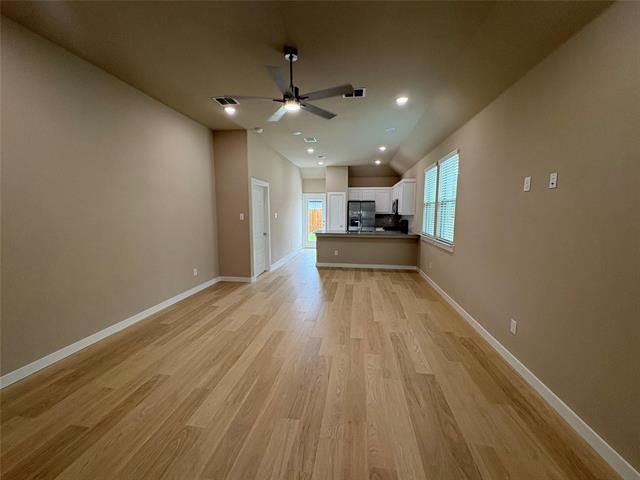 Photo - 411 Travine Dr