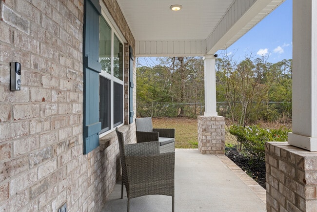 Photo - 8588 Palmetto Dr
