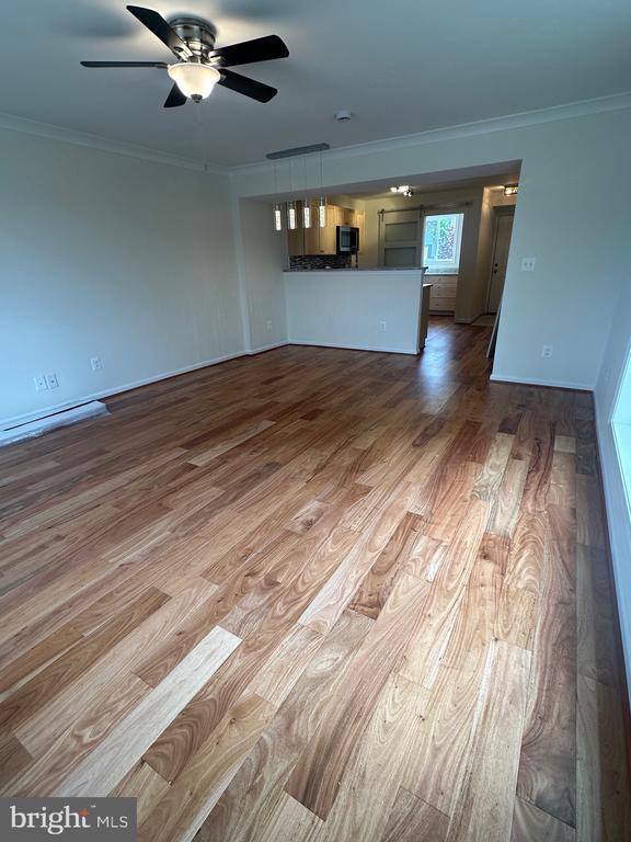 Photo - 1637 N Van Dorn St