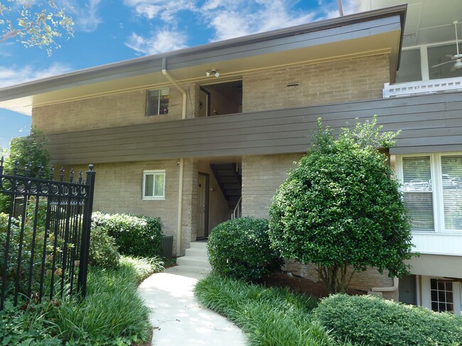 Charming Condo in Prime Sandy Springs Loca... - Charming Condo in Prime Sandy Springs Loca...