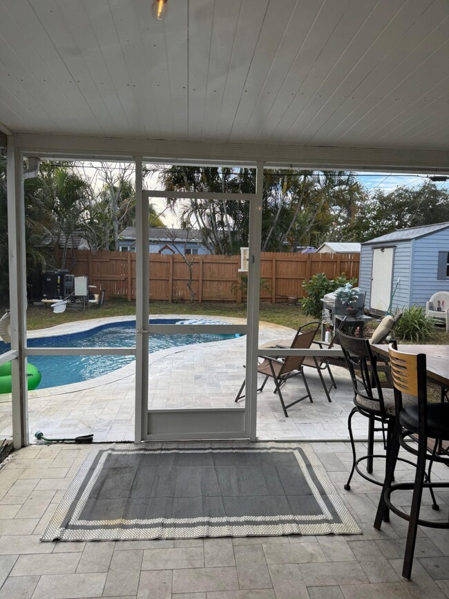 Photo - 200 NE 56th St