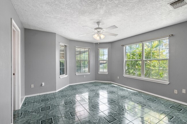 Building Photo - 201 Edward Dr Rental
