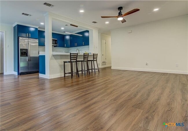 Photo - 1905 Moonlight Dr