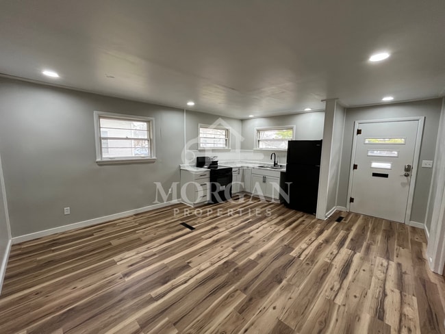 Building Photo - 815 S Main St Unit A