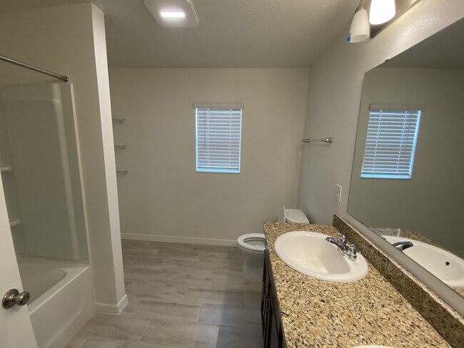 Photo - 1132 Papaya Cir