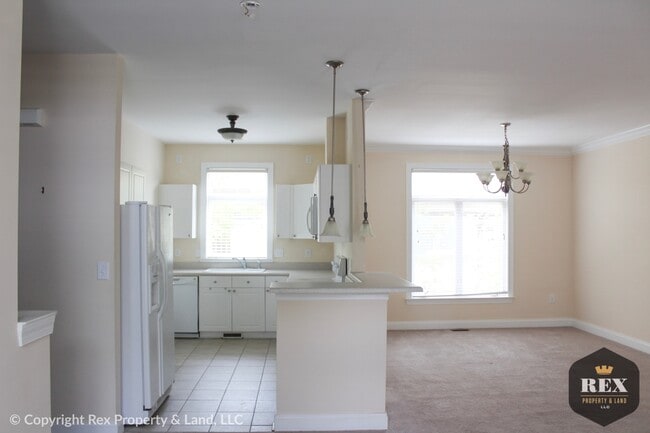Photo - 112 Landing Dr