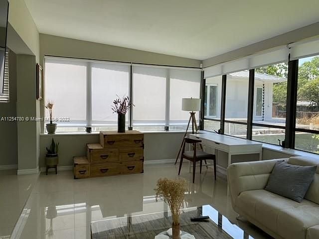 Photo - 6345 SW 35th St