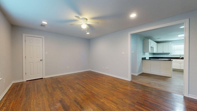 Photo - 2620 W Washington St