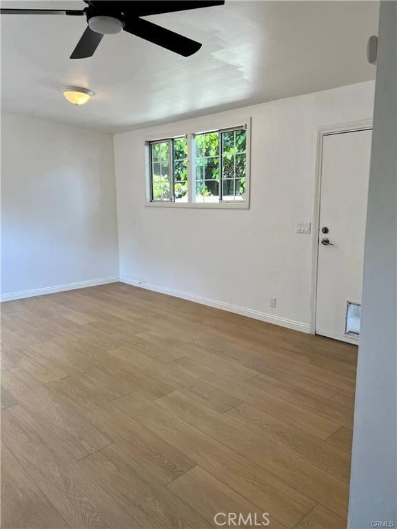 Building Photo - 22301 Wyandotte St Unit C-C Rental
