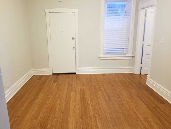 Photo - 2215 S Albany Ave